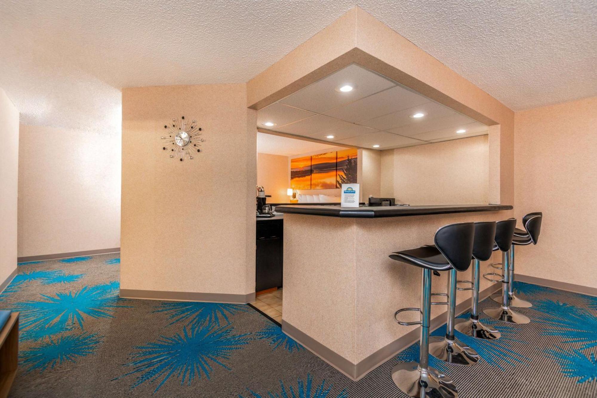 Days Inn By Wyndham Coeur D'Alene Ngoại thất bức ảnh