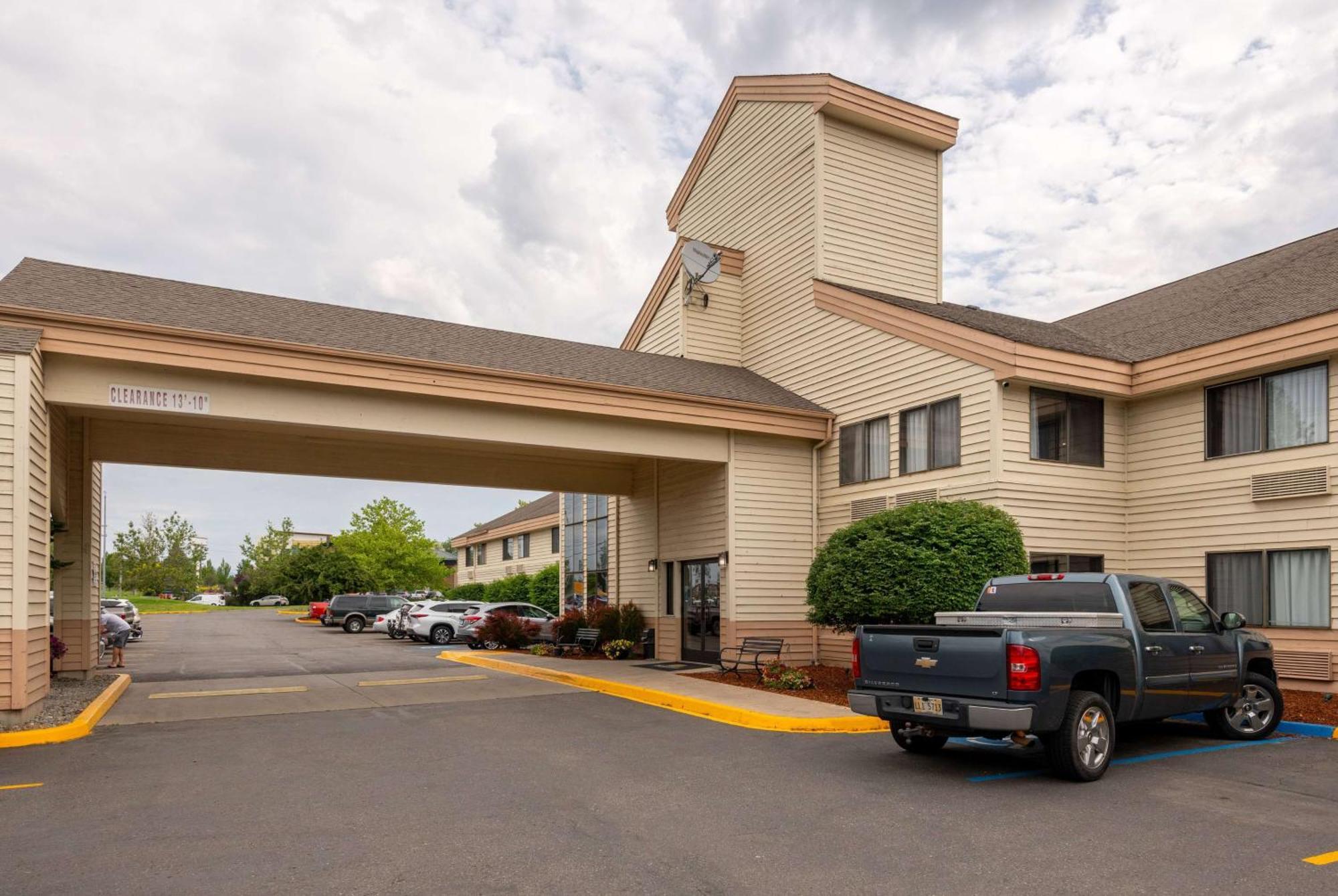 Days Inn By Wyndham Coeur D'Alene Ngoại thất bức ảnh